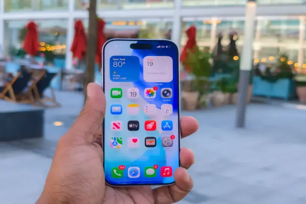 iPhone 17: Lựa Chọn Tốt Hơn Galaxy S25 và Pixel 10 ở Một Điểm Quan Trọng
